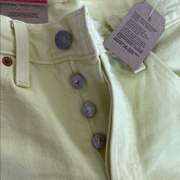Levi's Pastel Yellow Jean Shorts - Picture 5 of 5